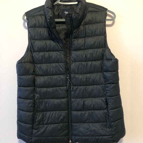 Gap vest - Picture 1 of 2
